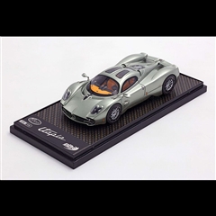 PAGANI UTOPIA(1/43)