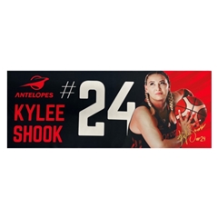 【アンテロープス】ピクチャータオル シュック カイリー アネット選手 #24